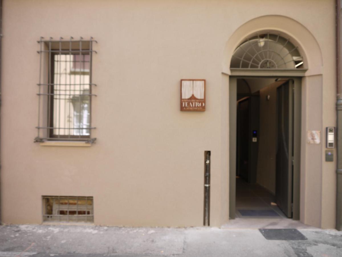 Rb Del Teatro&Apartaments Imola Extérieur photo