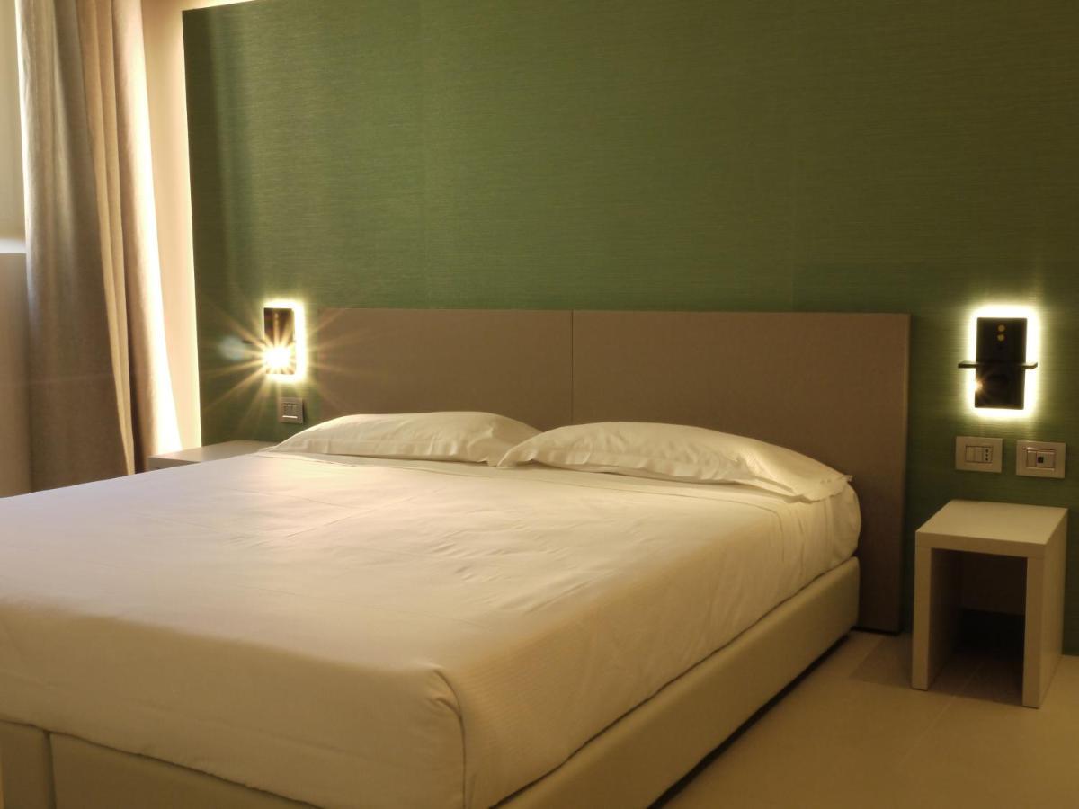 Rb Del Teatro&Apartaments Imola Extérieur photo