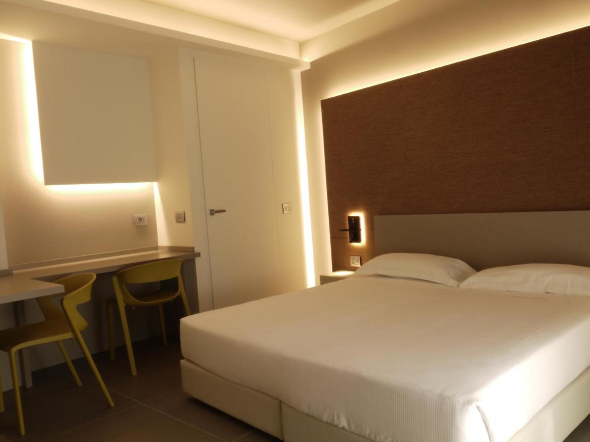 Rb Del Teatro&Apartaments Imola Extérieur photo
