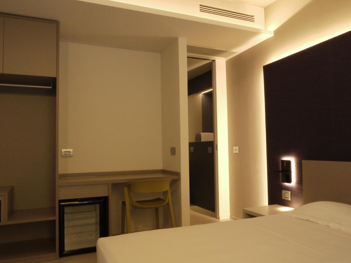 Rb Del Teatro&Apartaments Imola Extérieur photo