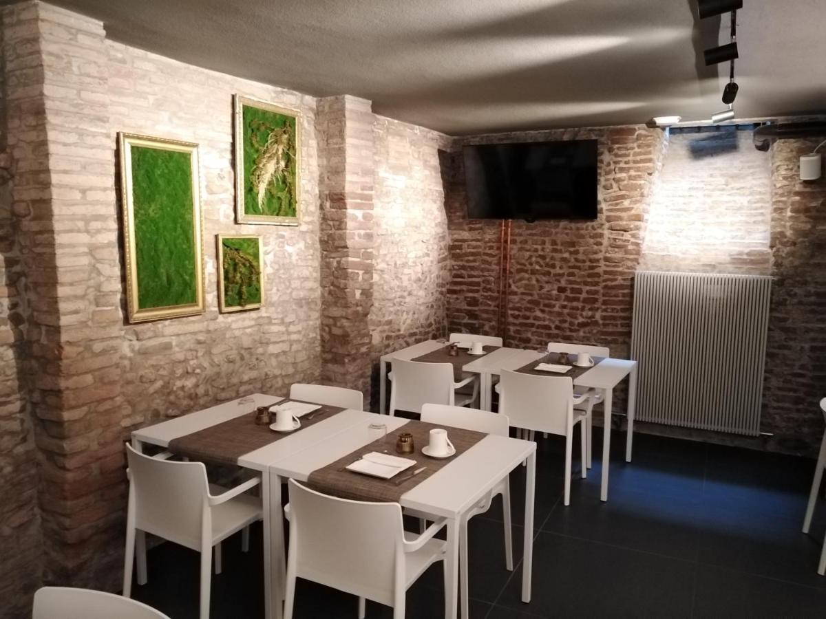 Rb Del Teatro&Apartaments Imola Extérieur photo